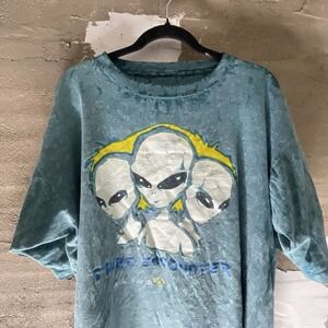 Original Vtg Alien Eight graphic with wild tie dye and a legit glow-in-the-dark